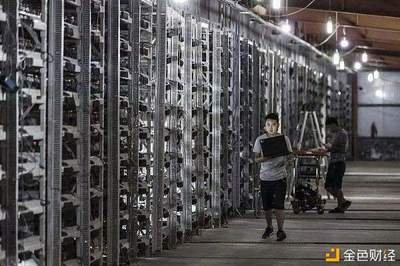 Eco-friendly hosted mining farm powered by renewable energy