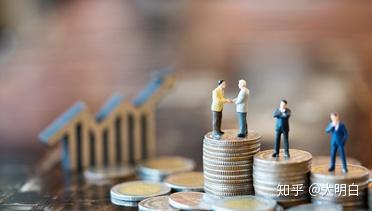 Bitcoin coins symbolizing the thriving cryptocurrency industry